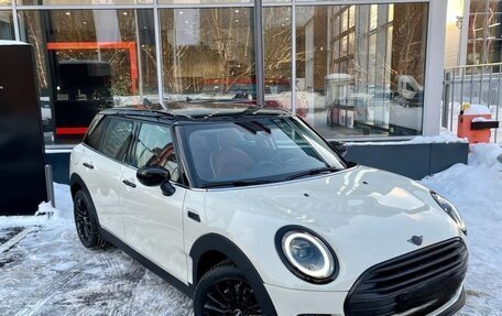 MINI Clubman, 2021 год, 2 350 000 рублей, 3 фотография