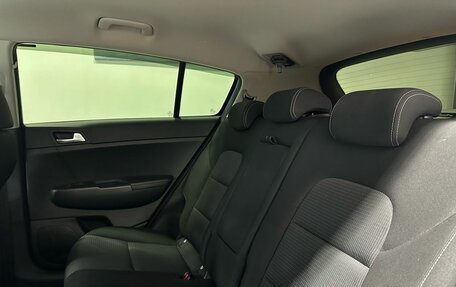 KIA Sportage IV рестайлинг, 2020 год, 2 799 900 рублей, 21 фотография