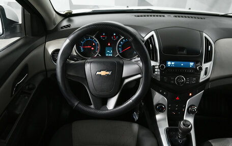 Chevrolet Cruze II, 2013 год, 850 000 рублей, 13 фотография