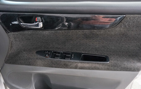 Toyota Ipsum II, 2002 год, 749 000 рублей, 14 фотография