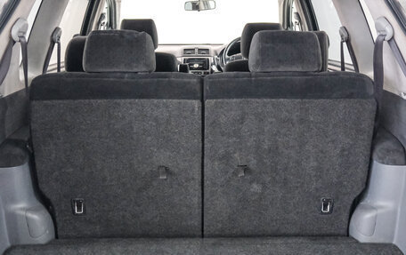 Toyota Ipsum II, 2002 год, 749 000 рублей, 17 фотография