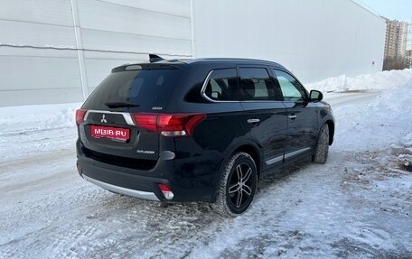 Mitsubishi Outlander III рестайлинг 3, 2017 год, 3 595 000 рублей, 1 фотография
