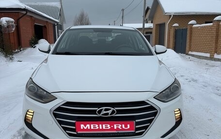 Hyundai Elantra VI рестайлинг, 2016 год, 1 080 000 рублей, 1 фотография