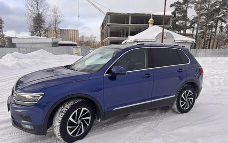 Volkswagen Tiguan II, 2018 год, 2 750 000 рублей, 9 фотография