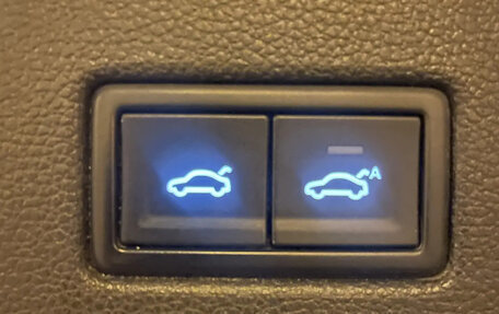 Volkswagen Tiguan II, 2018 год, 2 750 000 рублей, 15 фотография