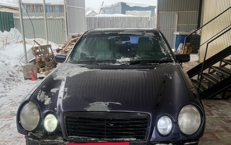 Mercedes-Benz E-Класс, 1999 год, 380 000 рублей, 10 фотография