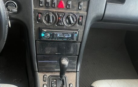 Mercedes-Benz E-Класс, 1999 год, 380 000 рублей, 25 фотография