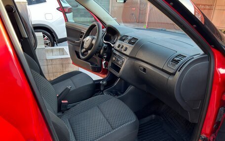 Skoda Fabia II, 2010 год, 420 000 рублей, 10 фотография