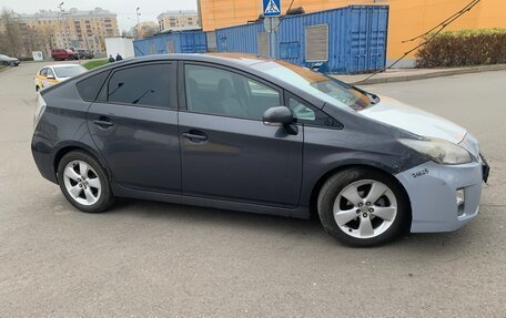 Toyota Prius, 2009 год, 750 000 рублей, 2 фотография