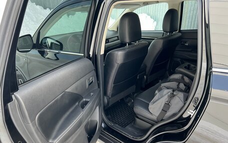 Mitsubishi Outlander III рестайлинг 3, 2017 год, 3 595 000 рублей, 6 фотография