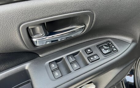 Mitsubishi Outlander III рестайлинг 3, 2017 год, 3 595 000 рублей, 20 фотография