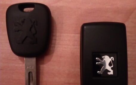 Peugeot 308 II, 2011 год, 1 390 000 рублей, 2 фотография