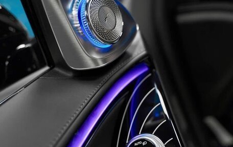 Mercedes-Benz S-Класс, 2023 год, 22 000 000 рублей, 4 фотография