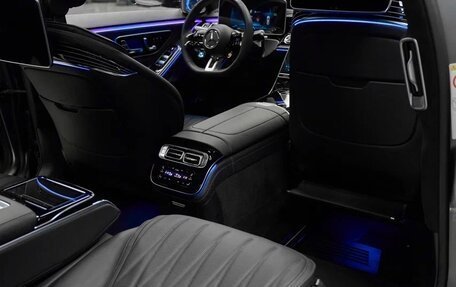 Mercedes-Benz S-Класс, 2023 год, 22 000 000 рублей, 39 фотография