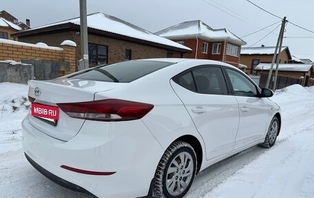 Hyundai Elantra VI рестайлинг, 2016 год, 1 080 000 рублей, 3 фотография