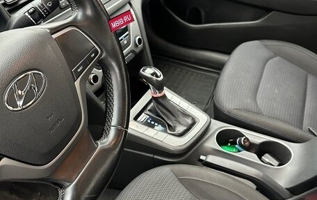 Hyundai Elantra VI рестайлинг, 2016 год, 1 080 000 рублей, 7 фотография