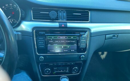 Skoda Superb III рестайлинг, 2013 год, 999 000 рублей, 9 фотография