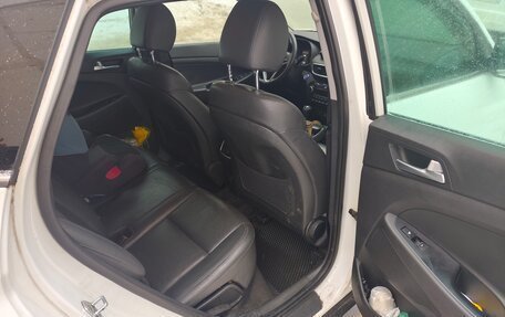 Hyundai Tucson III, 2019 год, 2 200 000 рублей, 12 фотография