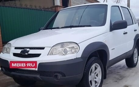 Chevrolet Niva I рестайлинг, 2018 год, 789 000 рублей, 7 фотография