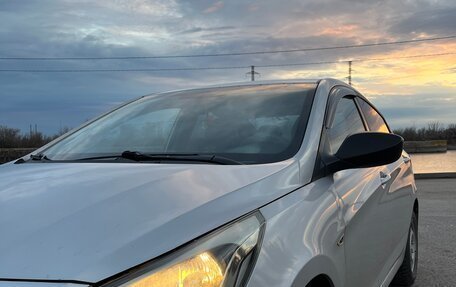 Hyundai Solaris II рестайлинг, 2014 год, 620 000 рублей, 5 фотография