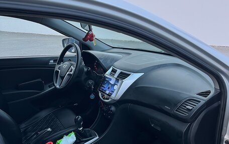 Hyundai Solaris II рестайлинг, 2014 год, 620 000 рублей, 10 фотография