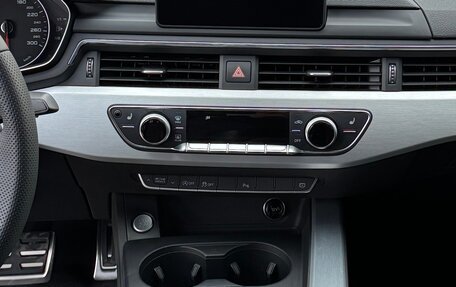 Audi A4, 2018 год, 3 580 000 рублей, 13 фотография