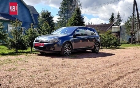 Volkswagen Golf VI, 2011 год, 800 000 рублей, 1 фотография