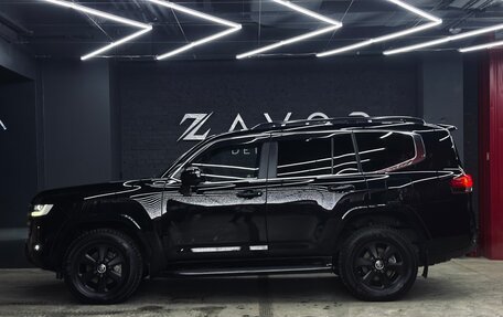 Toyota Land Cruiser, 2023 год, 14 700 000 рублей, 2 фотография