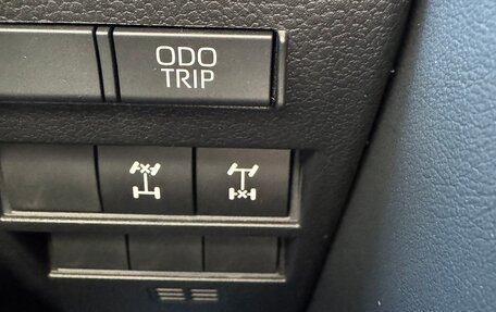 Toyota Land Cruiser, 2023 год, 14 700 000 рублей, 10 фотография