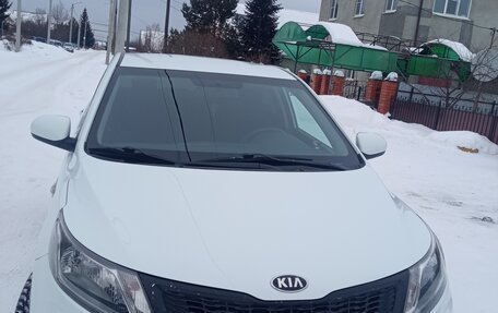 KIA Rio III рестайлинг, 2013 год, 1 029 990 рублей, 2 фотография
