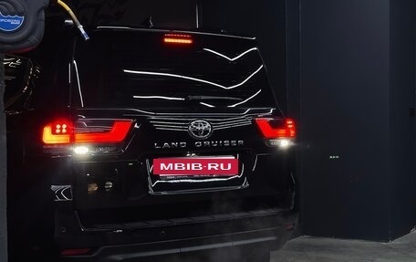 Toyota Land Cruiser, 2023 год, 14 700 000 рублей, 3 фотография