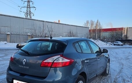 Renault Megane III, 2015 год, 850 000 рублей, 4 фотография