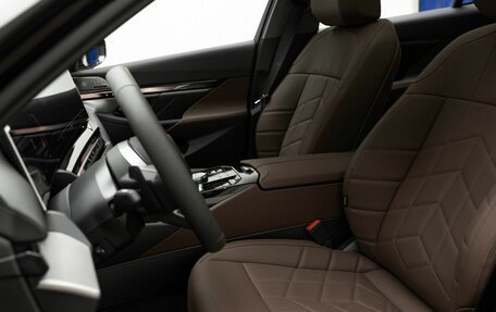 BMW 5 серия, 2025 год, 8 750 000 рублей, 13 фотография