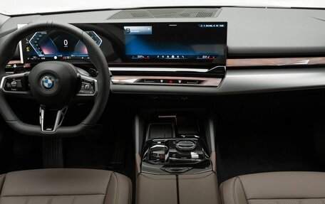 BMW 5 серия, 2025 год, 8 750 000 рублей, 15 фотография