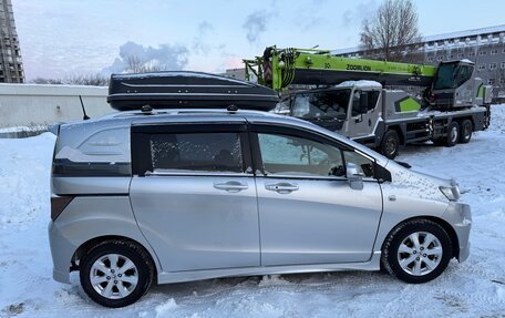 Honda Freed I, 2010 год, 1 100 000 рублей, 2 фотография