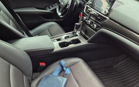 Honda Accord IX рестайлинг, 2020 год, 2 520 000 рублей, 7 фотография