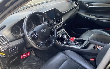 Hyundai Grandeur, 2019 год, 2 380 000 рублей, 12 фотография