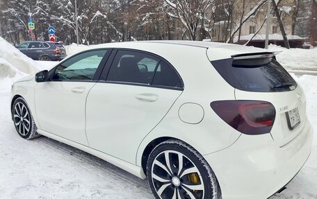 Mercedes-Benz A-Класс, 2013 год, 1 750 000 рублей, 3 фотография