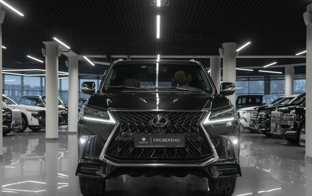 Lexus LX III, 2018 год, 10 900 000 рублей, 3 фотография