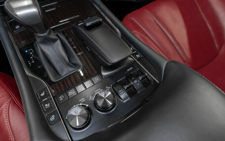 Lexus LX III, 2018 год, 10 900 000 рублей, 29 фотография