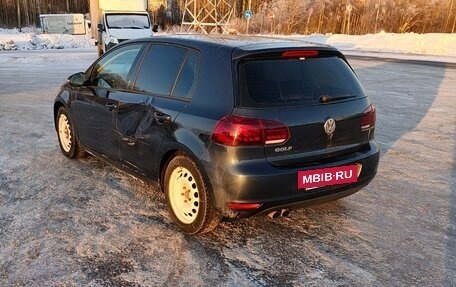 Volkswagen Golf VI, 2011 год, 800 000 рублей, 6 фотография