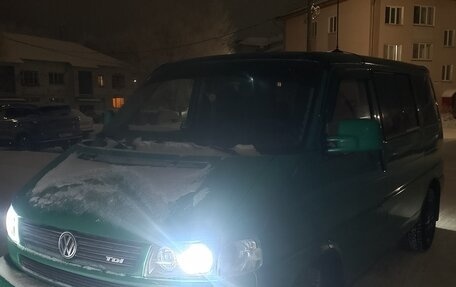 Volkswagen Caravelle T4, 2000 год, 1 350 000 рублей, 15 фотография