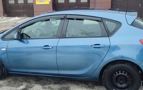 Opel Astra J, 2013 год, 730 000 рублей, 4 фотография