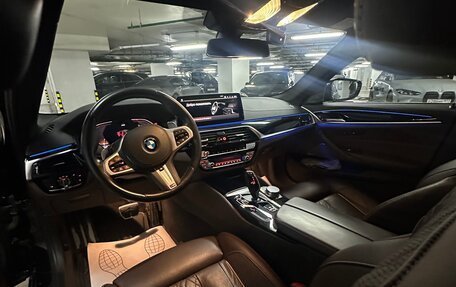 BMW 5 серия, 2021 год, 6 490 000 рублей, 15 фотография