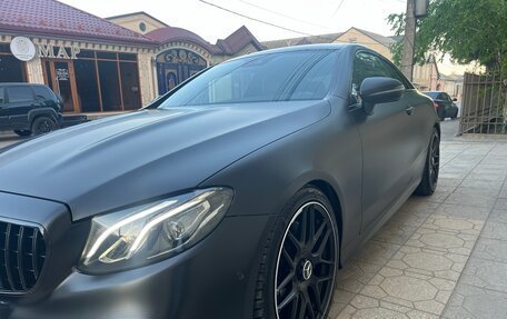 Mercedes-Benz E-Класс, 2019 год, 4 300 000 рублей, 8 фотография