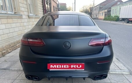 Mercedes-Benz E-Класс, 2019 год, 4 300 000 рублей, 9 фотография