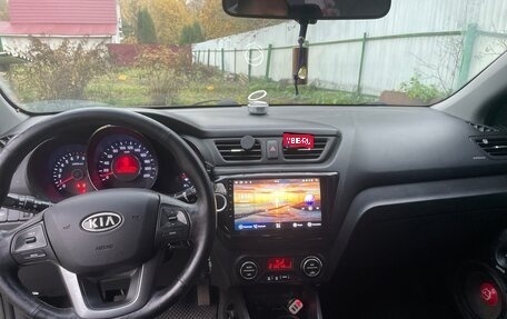 KIA Rio III рестайлинг, 2012 год, 680 000 рублей, 1 фотография