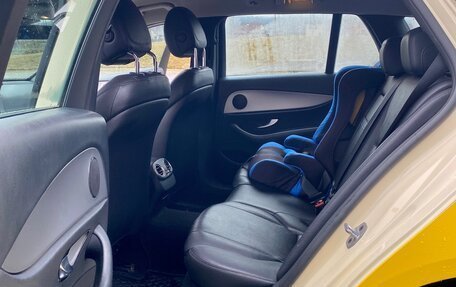 Mercedes-Benz E-Класс, 2019 год, 2 300 000 рублей, 11 фотография