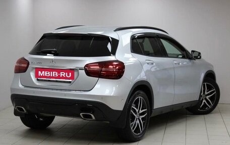 Mercedes-Benz GLA, 2019 год, 2 200 000 рублей, 3 фотография