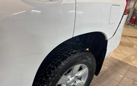 Toyota Land Cruiser Prado 150 рестайлинг 2, 2014 год, 2 950 000 рублей, 22 фотография